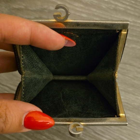 Gucci Monogram Coin Purse - Picture 2 of 2